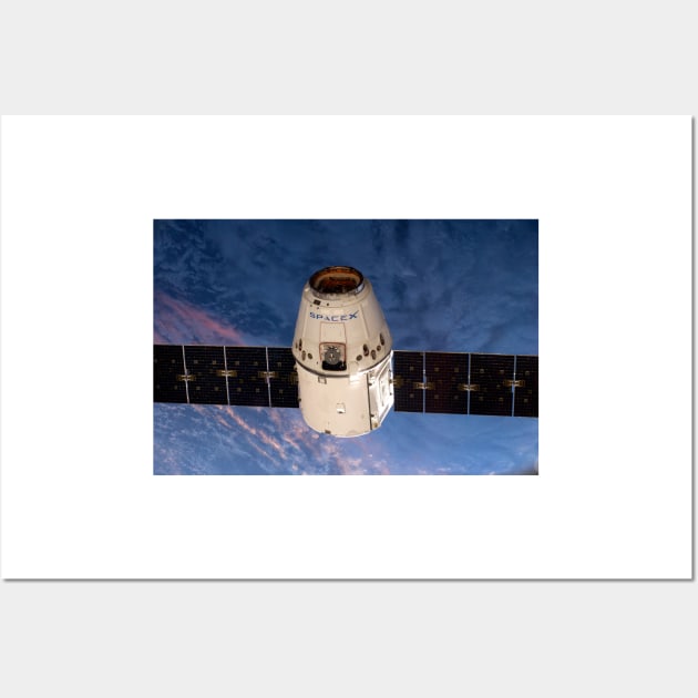 SpaceX Dragon capsule at the ISS, 2014 (C022/8058) Wall Art by SciencePhoto